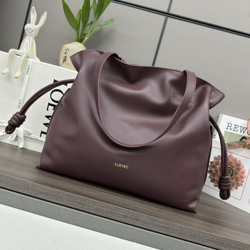 l*ew* handle bags